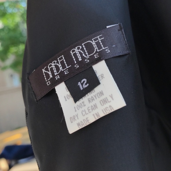 Isabel Ardee Black Satin Brocade LBD Impeccable - Picture 7 of 7